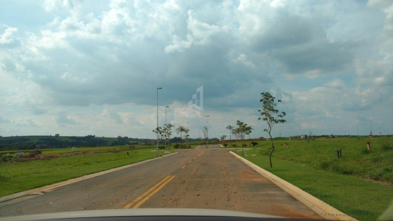 Terreno à Venda, 510 m² em Centro - Jaguariúna