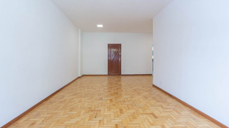 Imagem Imóvel com 3 Quartos à Venda, 128 m² em Copacabana - Rio De Janeiro