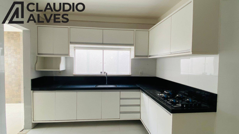 Imagem Casa com 3 Quartos à Venda, 150 m² em Cidade Nova - Feira De Santana Imagem Casa com 3 Quartos à Venda, 150 m² em Cidade Nova - Feira De Santana