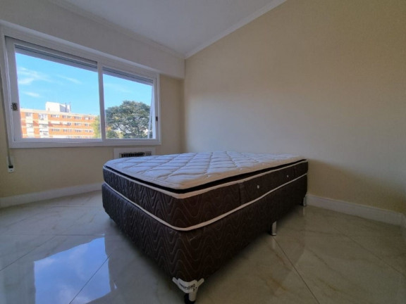 Imagem Imóvel com 3 Quartos à Venda, 94 m² em Independência - Porto Alegre Imagem Imóvel com 3 Quartos à Venda, 94 m² em Independência - Porto Alegre