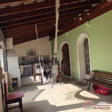 Imagem Casa com 3 Quartos à Venda, 360 m² em Jardim Santa Maria - Jacareí Imagem Casa com 3 Quartos à Venda, 360 m² em Jardim Santa Maria - Jacareí
