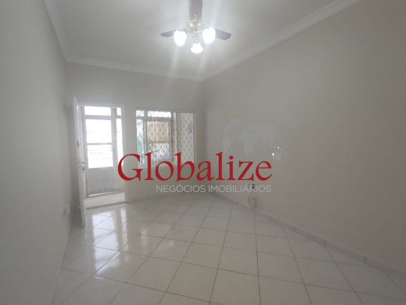Imagem Casa com 2 Quartos à Venda, 71 m² em Embaré - Santos