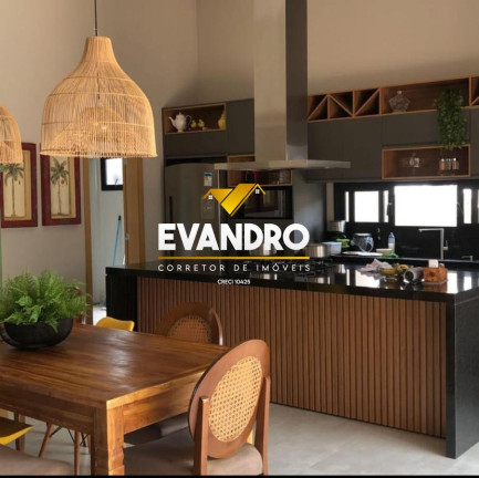 Imagem Casa com 3 Quartos à Venda, 466 m² em Ribeirão Do Lipa - Cuiabá