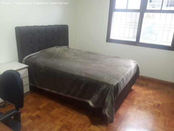 Imagem Casa com 3 Quartos à Venda, 220 m² em Vila Bastos - Santo André