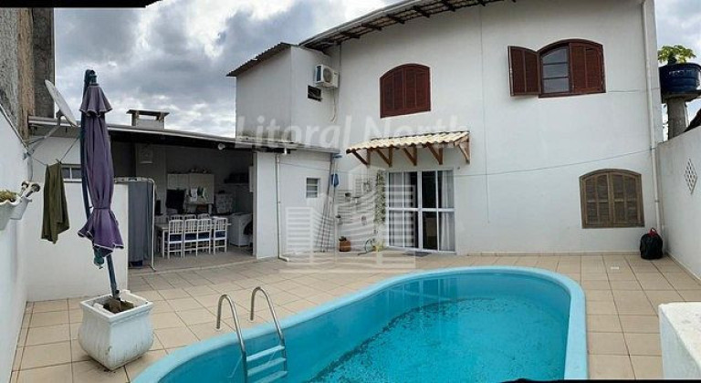 Imagem Casa com 4 Quartos à Venda, 190 m² em Dom Bosco - Itajaí