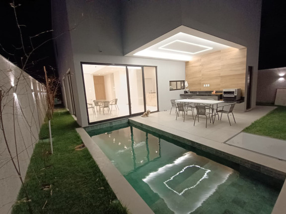 Imagem Casa com 3 Quartos à Venda, 263 m² em Cidade Alpha - Eusébio Imagem Casa com 3 Quartos à Venda, 263 m² em Cidade Alpha - Eusébio