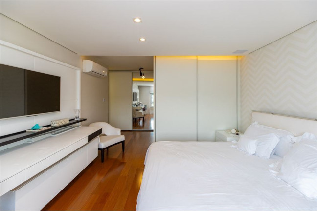 Imagem Apartamento com 4 Quartos à Venda, 251 m² em Campo Belo - São Paulo