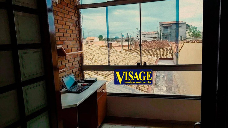 Imagem Casa com 3 Quartos à Venda,  em Centro - Jacareí