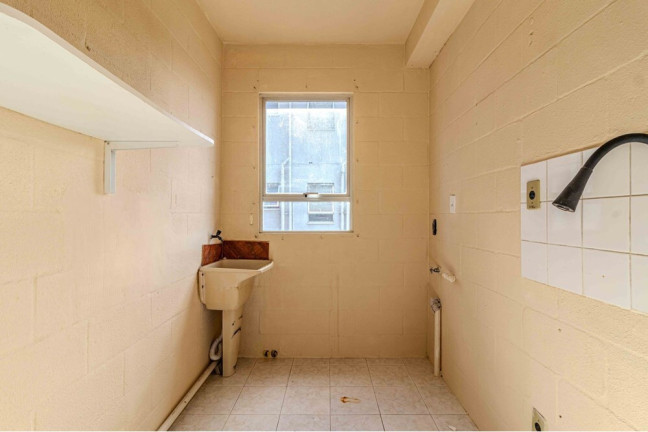 Imagem Imóvel com 2 Quartos à Venda, 40 m² em Rubem Berta - Porto Alegre