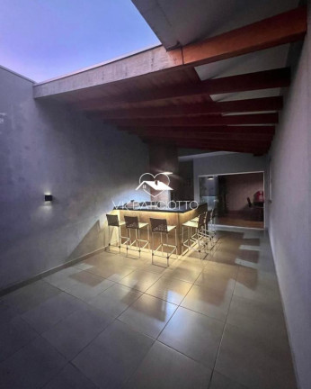 Imagem Casa com 3 Quartos à Venda, 200 m² em Jardim América - Maringá