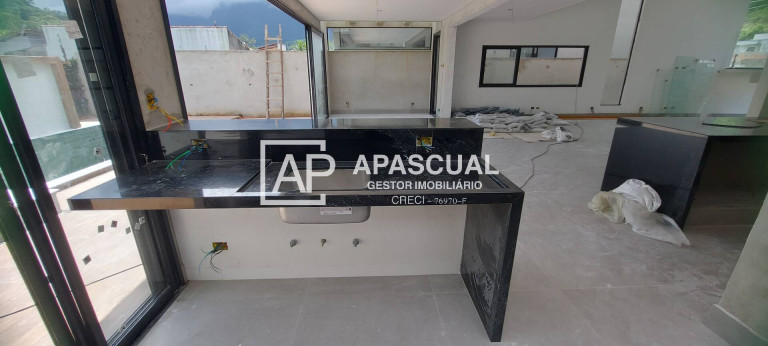 Imagem Casa de Condomínio com 4 Quartos à Venda, 290 m² em Massaguaçu - Caraguatatuba Imagem Casa de Condomínio com 4 Quartos à Venda, 290 m² em Massaguaçu - Caraguatatuba
