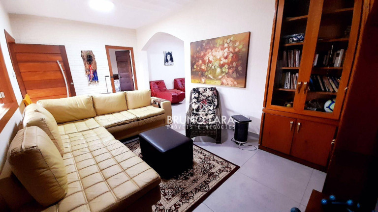 Imagem Casa com 5 Quartos à Venda, 300 m² em Condomínio Fazenda Solar - Igarapé Imagem Casa com 5 Quartos à Venda, 300 m² em Condomínio Fazenda Solar - Igarapé