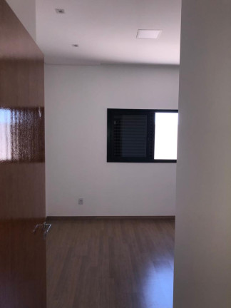 Imagem Casa de Condomínio com 3 Quartos à Venda, 114 m² em Cajuru Do Sul - Sorocaba