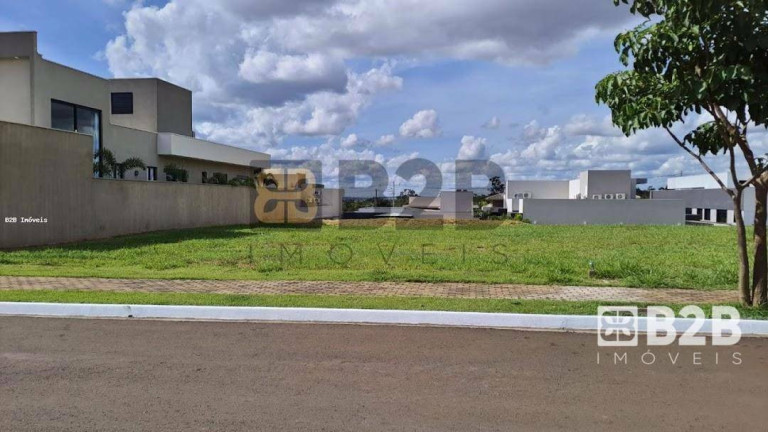 Imagem Terreno à Venda, 527 m² em Residencial Villa Dumont - Bauru Imagem Terreno à Venda, 527 m² em Residencial Villa Dumont - Bauru