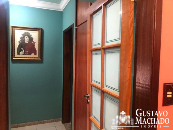 Imagem Imóvel com 3 Quartos à Venda, 270 m² em Aterrado - Volta Redonda