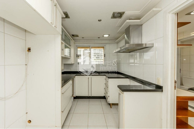 Imagem Apartamento com 3 Quartos à Venda, 218 m² em Brooklin Paulista - São Paulo Imagem Apartamento com 3 Quartos à Venda, 218 m² em Brooklin Paulista - São Paulo