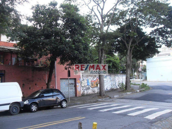 Casa com 3 Quartos à Venda, 300 m² em Alto De Pinheiros - São Paulo