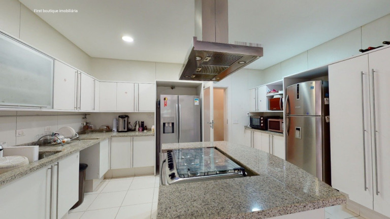 Imagem Casa com 4 Quartos à Venda, 1.100 m² em Pinheiros - São Paulo Imagem Casa com 4 Quartos à Venda, 1.100 m² em Pinheiros - São Paulo