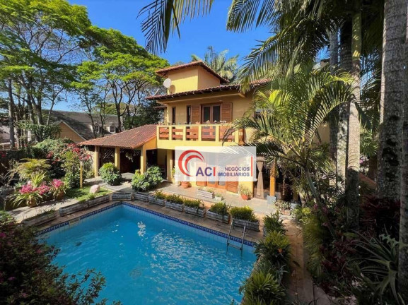 Casa com 4 Quartos à Venda, 342 m² em Granja Viana - Cotia