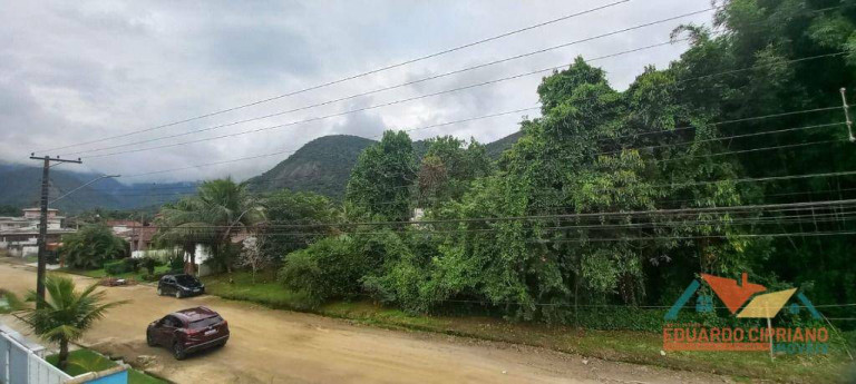 Imagem Sobrado com 4 Quartos à Venda, 264 m² em Mar Verde - Caraguatatuba