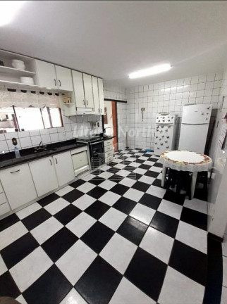 Imagem Sobrado com 5 Quartos à Venda, 350 m² em São Judas - Itajaí Imagem Sobrado com 5 Quartos à Venda, 350 m² em São Judas - Itajaí