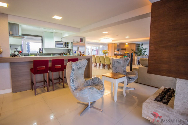 Imagem Cobertura com 4 Quartos à Venda, 197 m² em Praia Grande - Torres Imagem Cobertura com 4 Quartos à Venda, 197 m² em Praia Grande - Torres