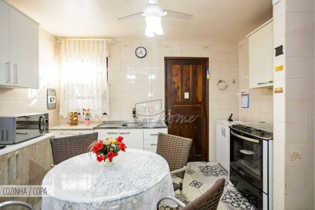 Imagem Sobrado com 3 Quartos à Venda, 120 m² em Xaxim - Curitiba
