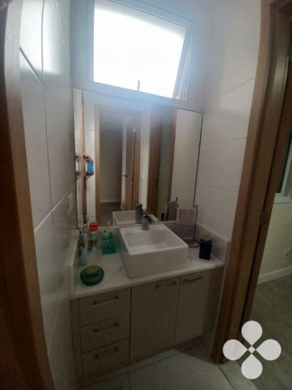 Imagem Imóvel com 3 Quartos à Venda, 123 m² em Gonzaga - Santos Imagem Imóvel com 3 Quartos à Venda, 123 m² em Gonzaga - Santos