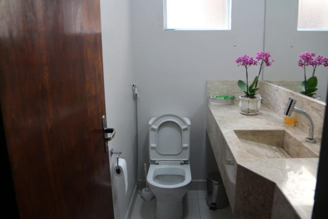 Imagem Sobrado com 3 Quartos para Alugar, 225 m² em Vila Jacuí - São Paulo Imagem Sobrado com 3 Quartos para Alugar, 225 m² em Vila Jacuí - São Paulo