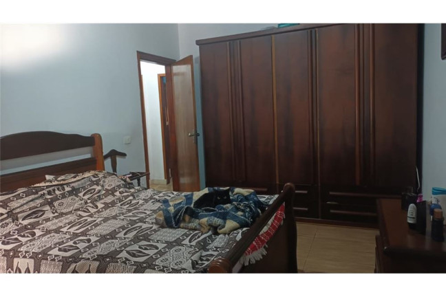 Imagem Sobrado com 3 Quartos à Venda, 495 m² em Vila São Jorge - Guarulhos Imagem Sobrado com 3 Quartos à Venda, 495 m² em Vila São Jorge - Guarulhos
