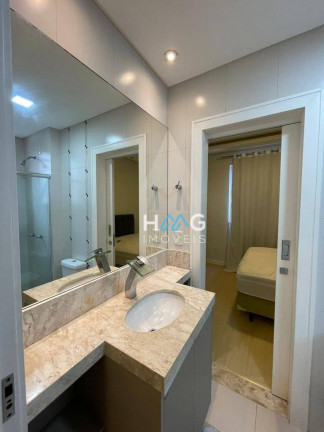 Imagem Apartamento com 4 Quartos à Venda, 179 m² em Meia Praia - Itapema Imagem Apartamento com 4 Quartos à Venda, 179 m² em Meia Praia - Itapema