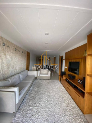 Apartamento com 3 Quartos à Venda,  em Centro - Campos Dos Goytacazes