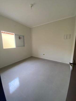 Imagem Casa com 2 Quartos à Venda, 67 m² em Balneário Gaivotas - Itanhaém Imagem Casa com 2 Quartos à Venda, 67 m² em Balneário Gaivotas - Itanhaém