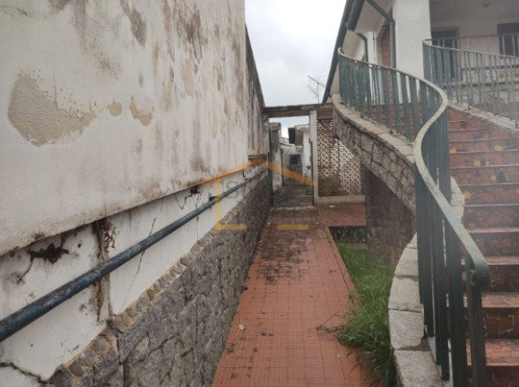 Imagem Sobrado com 5 Quartos à Venda, 350 m² em água Fria - São Paulo