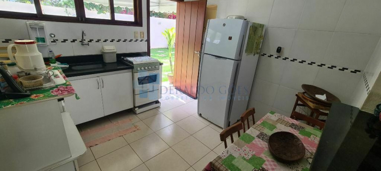 Imagem Casa com 4 Quartos à Venda, 285 m² em Guarajuba - Camaçari Imagem Casa com 4 Quartos à Venda, 285 m² em Guarajuba - Camaçari
