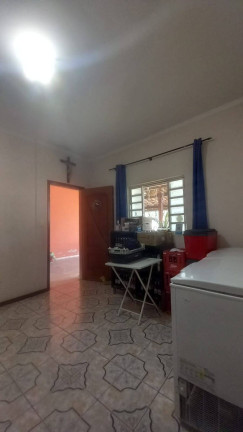 Imagem Casa com 3 Quartos à Venda, 250 m² em Parque Senhor Do Bonfim - Taubaté