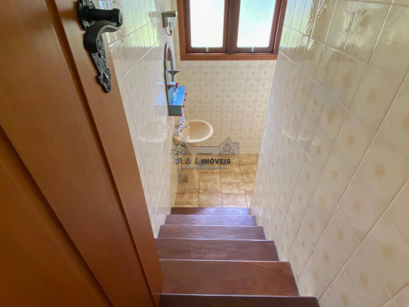 Imagem Casa com 3 Quartos à Venda, 228 m² em Jardim Belvedere - Campos Do Jordão