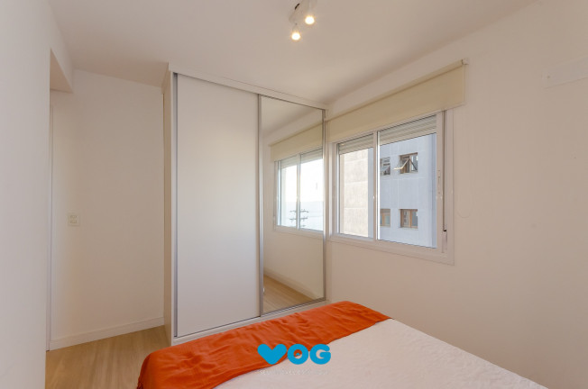 Imagem Imóvel com 2 Quartos à Venda, 66 m² em Jardim Do Salso - Porto Alegre