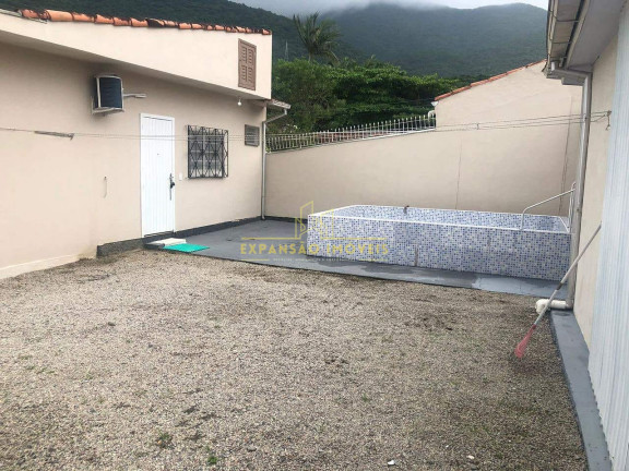 Imagem Casa com 2 Quartos à Venda, 360 m² em Praia De Fora - Palhoça Imagem Casa com 2 Quartos à Venda, 360 m² em Praia De Fora - Palhoça