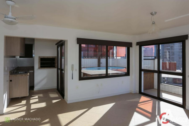 Imagem Apartamento com 2 Quartos à Venda, 168 m² em Torres