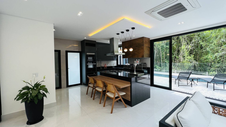Imagem Casa com 5 Quartos à Venda, 335 m² em Riviera De São Lourenço - Bertioga Imagem Casa com 5 Quartos à Venda, 335 m² em Riviera De São Lourenço - Bertioga