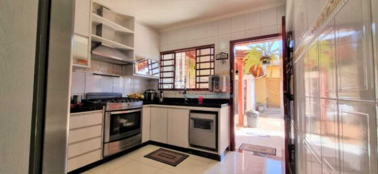 Imagem Casa com 3 Quartos à Venda, 156 m² em Loteamento Residencial Fonte Nova - Valinhos Imagem Casa com 3 Quartos à Venda, 156 m² em Loteamento Residencial Fonte Nova - Valinhos