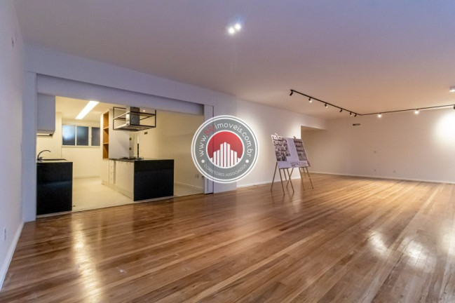 Imagem Apartamento com 4 Quartos à Venda, 330 m² em Copacabana - Rio De Janeiro Imagem Apartamento com 4 Quartos à Venda, 330 m² em Copacabana - Rio De Janeiro