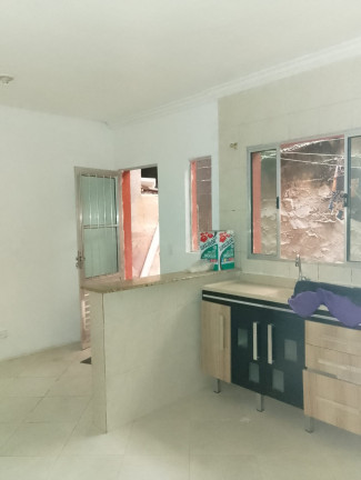 Imagem Casa com 1 Quarto para Alugar, 30 m² em Portal Da Primavera - Cotia