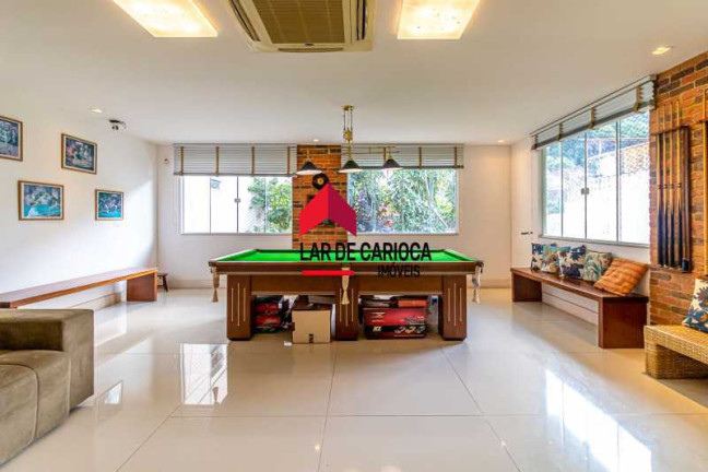 Imagem Imóvel com 4 Quartos à Venda, 595 m² em Humaitá - Rio De Janeiro Imagem Imóvel com 4 Quartos à Venda, 595 m² em Humaitá - Rio De Janeiro