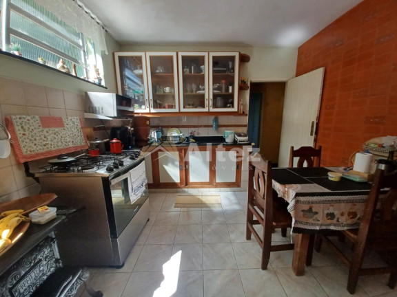 Imagem Casa com 3 Quartos à Venda, 240 m² em Albuquerque - Teresópolis Imagem Casa com 3 Quartos à Venda, 240 m² em Albuquerque - Teresópolis