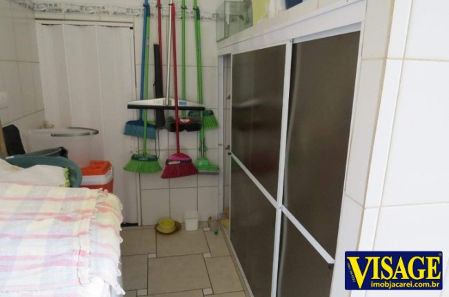 Imagem Sobrado com 3 Quartos à Venda, em Jd. St. Marina - Jacareí Imagem Sobrado com 3 Quartos à Venda, em Jd. St. Marina - Jacareí