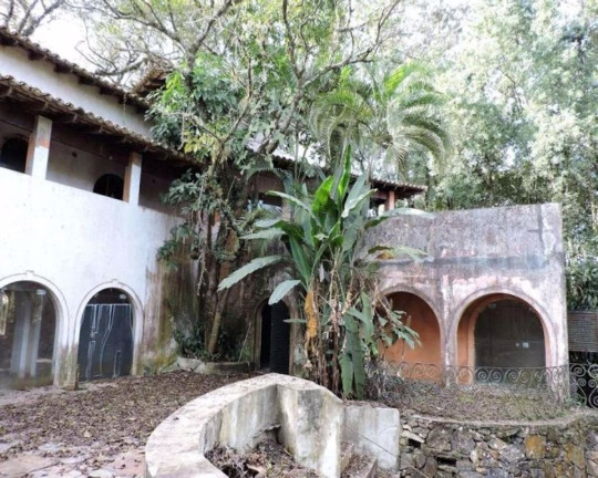 Terreno à Venda,  em Granja Viana - Cotia