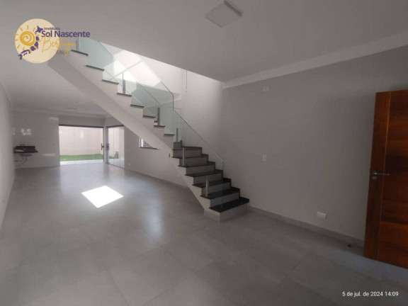 Imagem Sobrado com 3 Quartos à Venda, 165 m² em Jardim Indaiá - Bertioga Imagem Sobrado com 3 Quartos à Venda, 165 m² em Jardim Indaiá - Bertioga