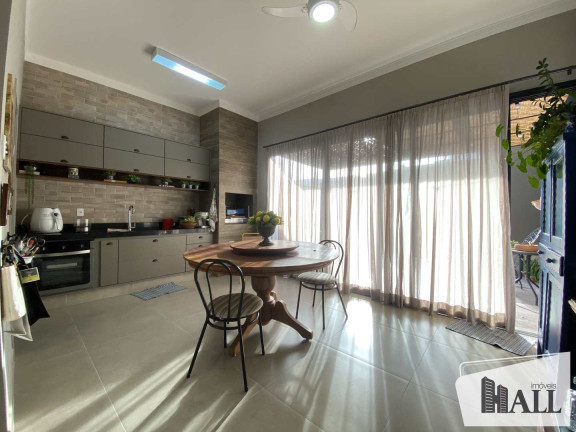 Imagem Casa com 4 Quartos à Venda, 237 m² em Centro - Bady Bassitt Imagem Casa com 4 Quartos à Venda, 237 m² em Centro - Bady Bassitt